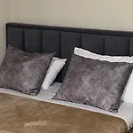 Felau,leuse * Πρεμετή